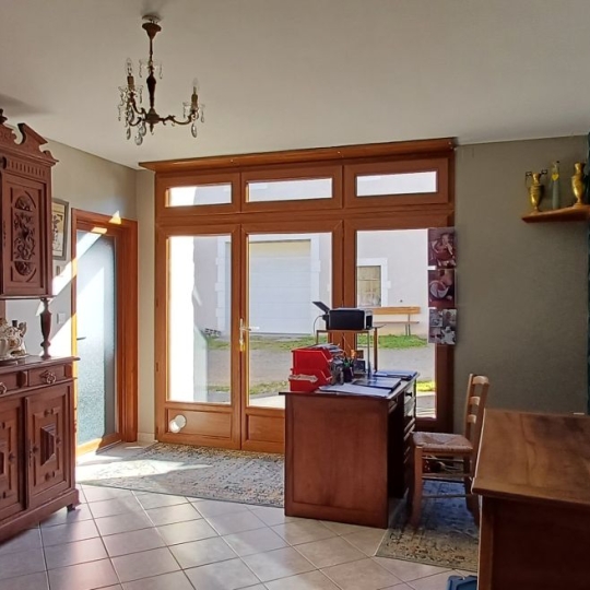 FAMICITY : House | CHAVERIA (39270) | 135 m2 | 950 € 