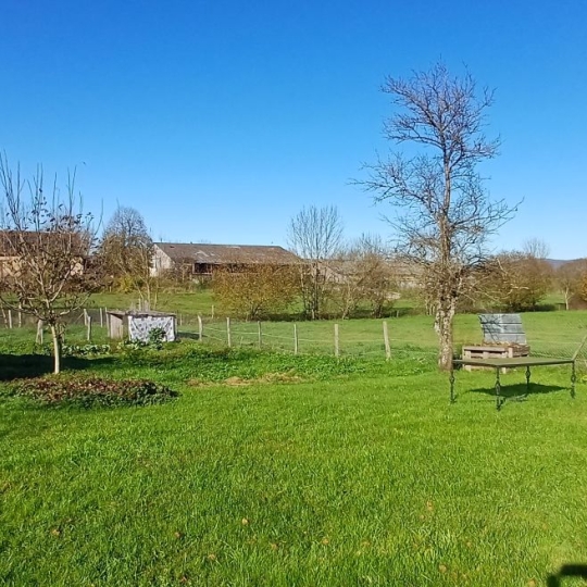  FAMICITY : House | CHAVERIA (39270) | 135 m2 | 950 € 