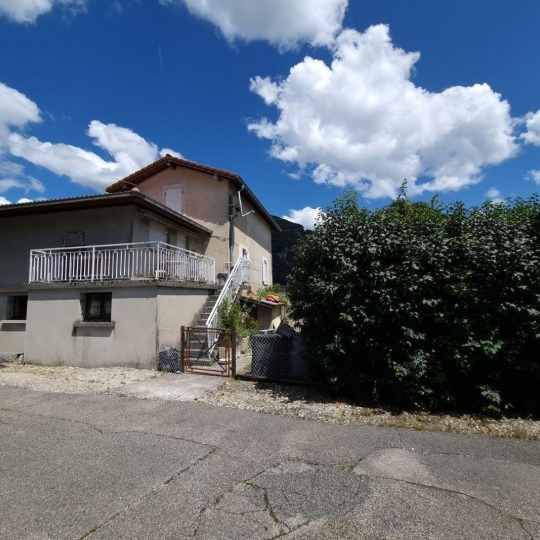  FAMICITY : Maison / Villa | PORT (01460) | 106 m2 | 165 000 € 