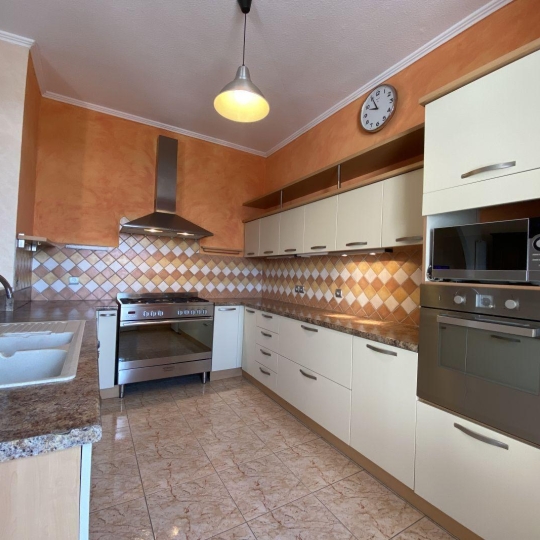  FAMICITY : Maison / Villa | LE CREUSOT (71200) | 131 m2 | 165 000 € 