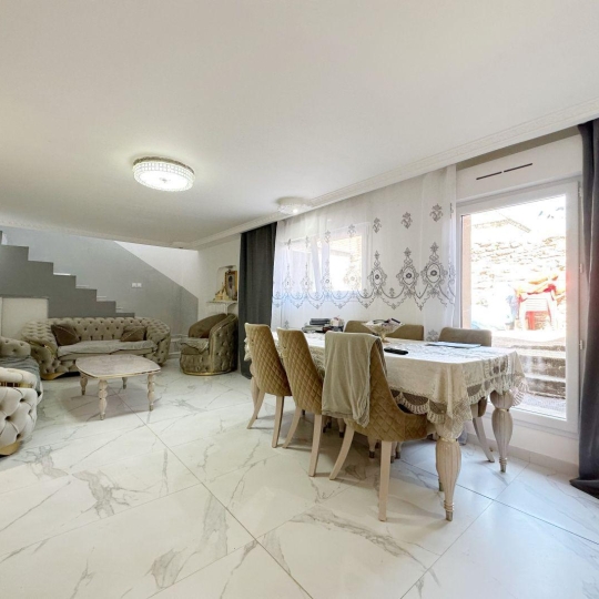  FAMICITY : Maison / Villa | LUX (71100) | 120 m2 | 259 000 € 