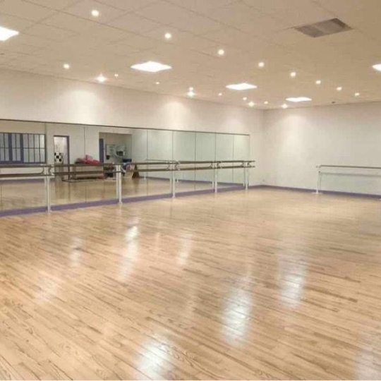  FAMICITY : Local / Bureau | CHALON-SUR-SAONE (71100) | 160 m2 | 100 000 € 