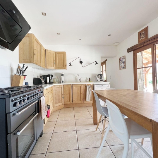  FAMICITY : Maison / Villa | TOURNUS (71700) | 312 m2 | 650 000 € 