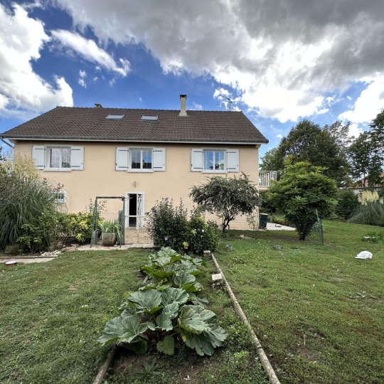  FAMICITY : Maison / Villa | CHATENOY-LE-ROYAL (71880) | 145 m2 | 289 000 € 