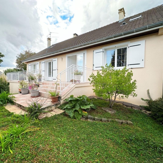 FAMICITY : Maison / Villa | CHATENOY-LE-ROYAL (71880) | 145 m2 | 289 000 € 