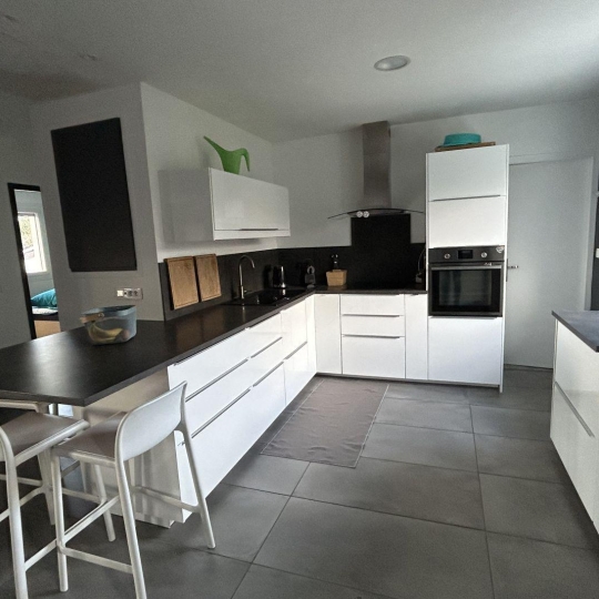  FAMICITY : Maison / Villa | COUTERNON (21560) | 151 m2 | 420 000 € 