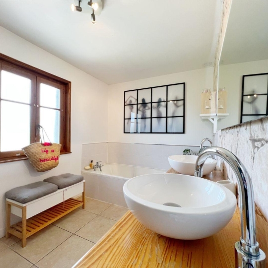  FAMICITY : Maison / Villa | TOURNUS (71700) | 312 m2 | 650 000 € 
