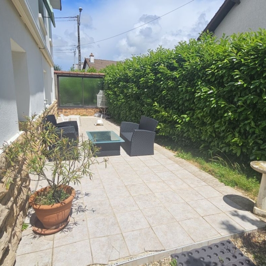  FAMICITY : Maison / Villa | CHALON-SUR-SAONE (71100) | 136 m2 | 229 500 € 