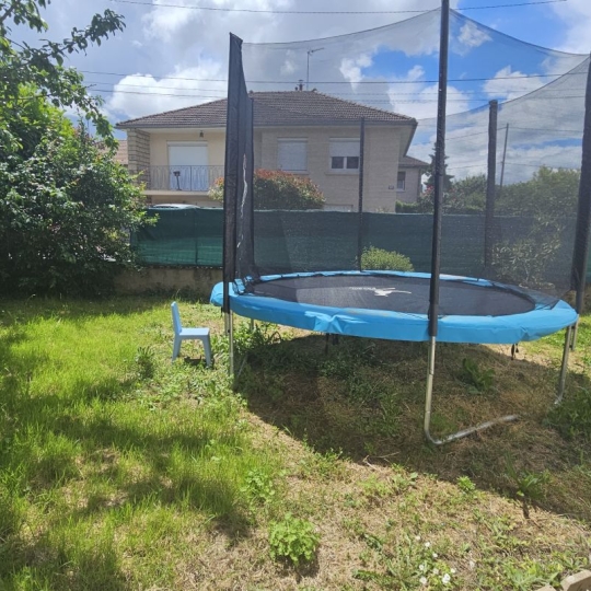  FAMICITY : Maison / Villa | CHALON-SUR-SAONE (71100) | 136 m2 | 229 500 € 
