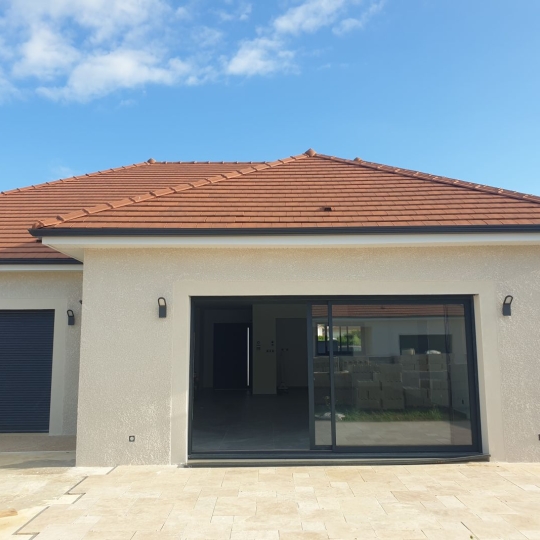  FAMICITY : Maison / Villa | CHATENOY-LE-ROYAL (71880) | 154 m2 | 438 500 € 