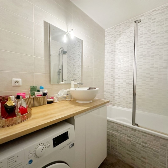 FAMICITY : Appartement | CHALON-SUR-SAONE (71100) | 65 m2 | 81 000 € 