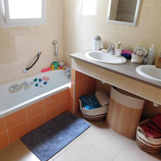  FAMICITY : Maison / Villa | SAINT-VALERIEN (85570) | 95 m2 | 210 000 € 