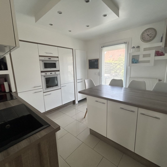 FAMICITY : Maison / Villa | LONGVIC (21600) | 132 m2 | 335 000 € 
