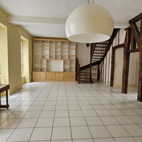 FAMICITY : Appartement | CHALON-SUR-SAONE (71100) | 199.00m2 | 422 000 € 