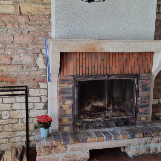  FAMICITY : House | CHALON-SUR-SAONE (71100) | 232 m2 | 399 000 € 