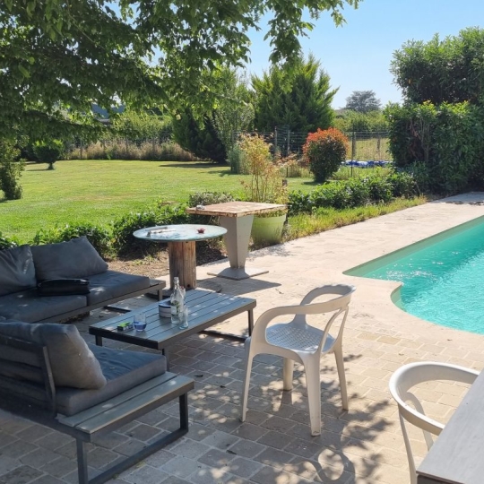  FAMICITY : House | CHALON-SUR-SAONE (71100) | 232 m2 | 399 000 € 