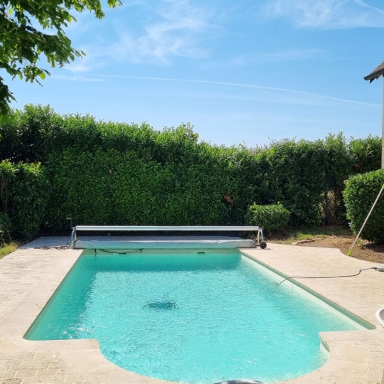 FAMICITY : House | CHALON-SUR-SAONE (71100) | 232 m2 | 399 000 € 
