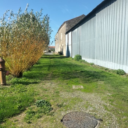  FAMICITY : Maison / Villa | SAINT-PIERRE-LE-VIEUX (85420) | 185 m2 | 142 500 € 