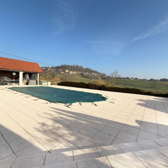  FAMICITY : Maison / Villa | MONTCENIS (71710) | 200 m2 | 348 000 € 