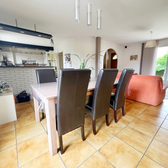  FAMICITY : Maison / Villa | CHALON-SUR-SAONE (71100) | 138 m2 | 292 000 € 