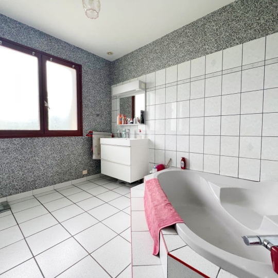  FAMICITY : Maison / Villa | CHALON-SUR-SAONE (71100) | 138 m2 | 292 000 € 