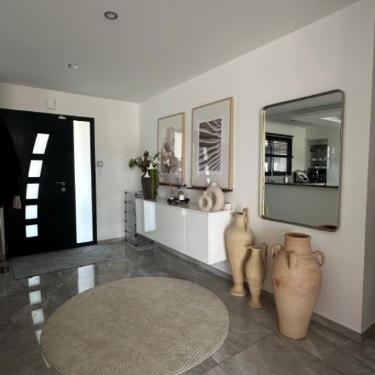  FAMICITY : Maison / Villa | FARGES-LES-CHALON (71150) | 149 m2 | 420 000 € 