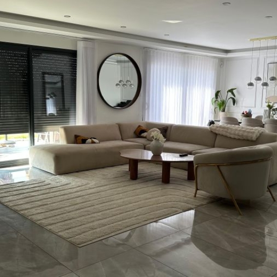  FAMICITY : Maison / Villa | FARGES-LES-CHALON (71150) | 149 m2 | 420 000 € 