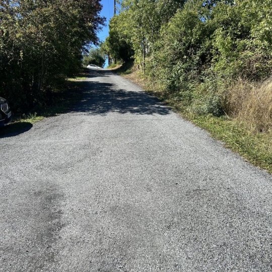 FAMICITY : Ground | NAVES (81710) | m2 | 61 500 € 
