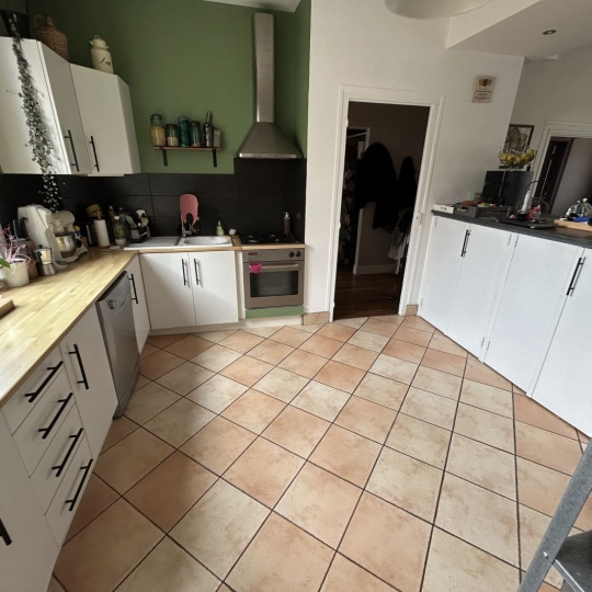  FAMICITY : Appartement | DIJON (21000) | 83 m2 | 220 000 € 