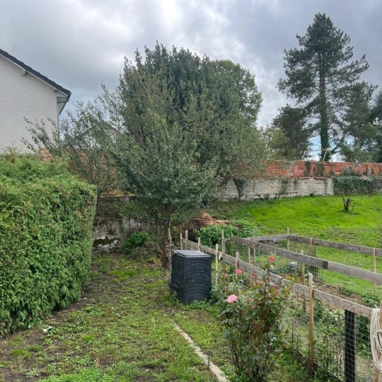  FAMICITY : House | SAINT-VALLIER (71230) | 102 m2 | 183 000 € 