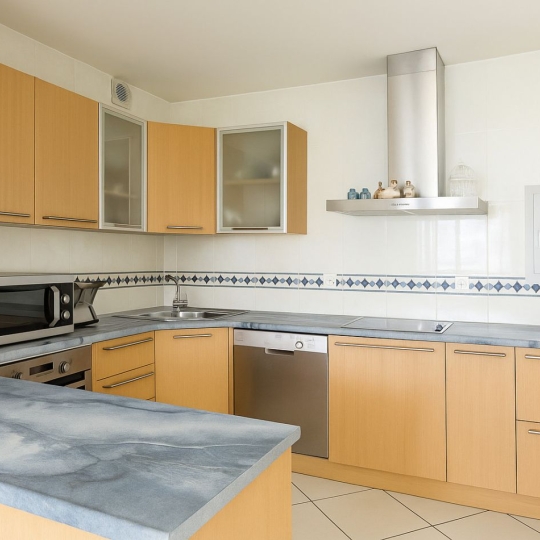  FAMICITY : House | DIJON (21000) | 99 m2 | 210 000 € 