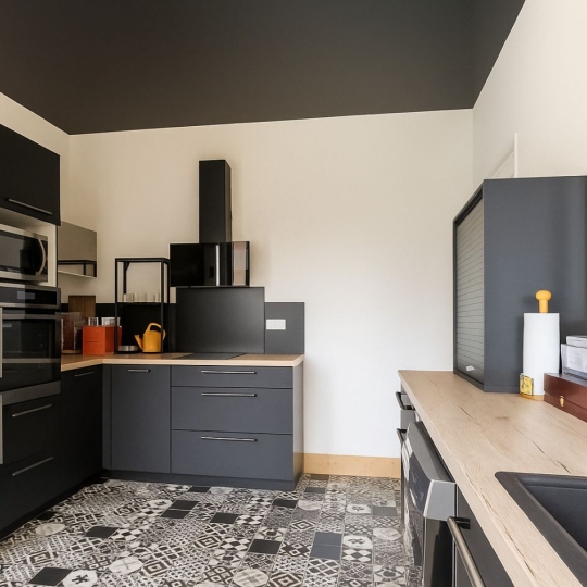 FAMICITY : Maison / Villa | MACON (71000) | 279 m2 | 375 000 €   FAMICITY : Maison / Villa | MACON (71000) | 279 m2 | 375 000 €