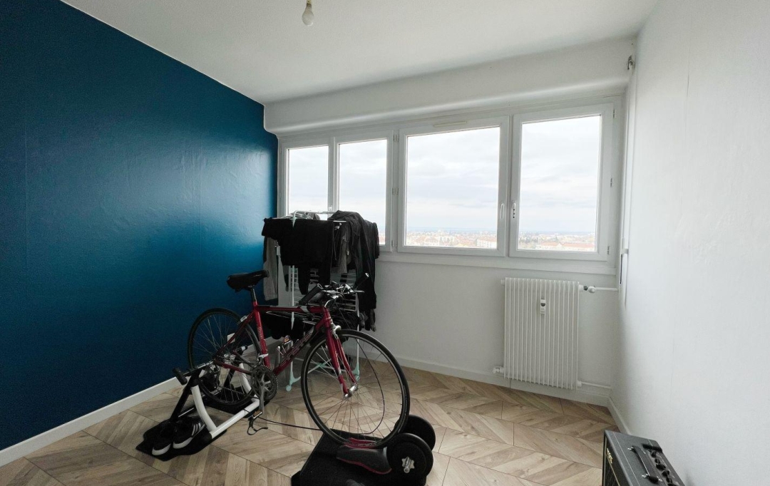 FAMICITY : Appartement | CHALON-SUR-SAONE (71100) | 60 m2 | 78 000 € 