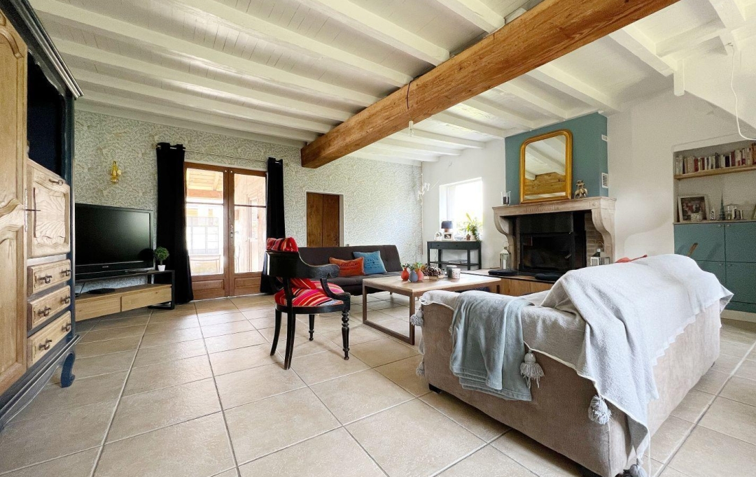 FAMICITY : House | SAINT-GERMAIN-DU-PLAIN (71370) | 312 m2 | 680 000 € 