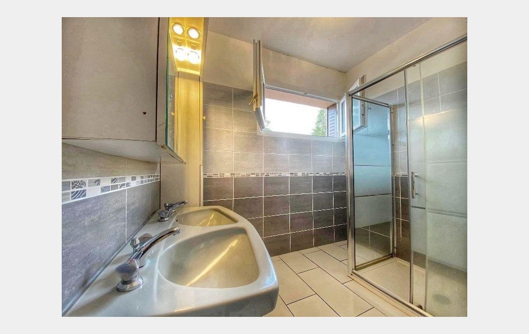 FAMICITY : Maison / Villa | LE BREUIL (71670) | 108 m2 | 165 000 € 