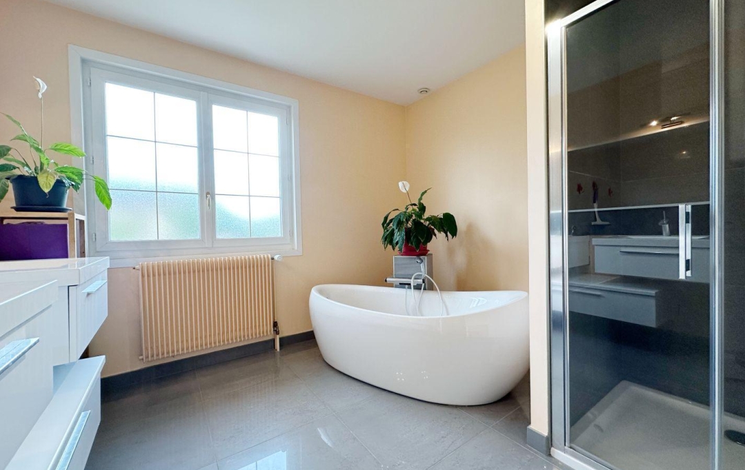 FAMICITY : House | CHATENOY-LE-ROYAL (71880) | 145 m2 | 289 000 € 
