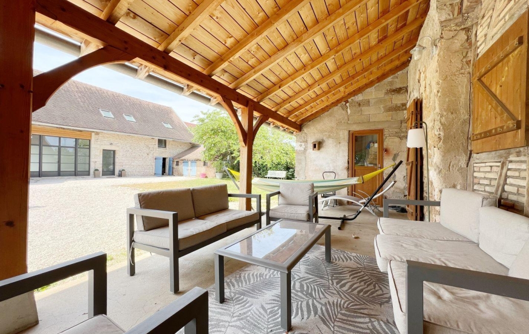 FAMICITY : House | CHALON-SUR-SAONE (71100) | 312 m2 | 680 000 € 