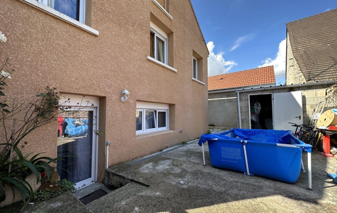 FAMICITY : Maison / Villa | LUX (71100) | 120 m2 | 259 000 € 