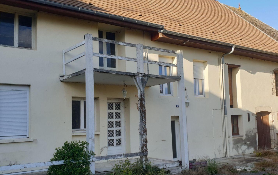 FAMICITY : Maison / Villa | CRISSEY (71530) | 250 m2 | 252 000 € 
