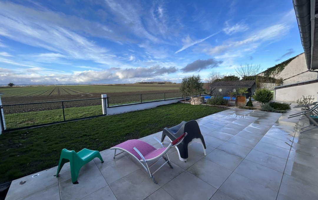 FAMICITY : Maison / Villa | COUTERNON (21560) | 150 m2 | 420 000 € 
