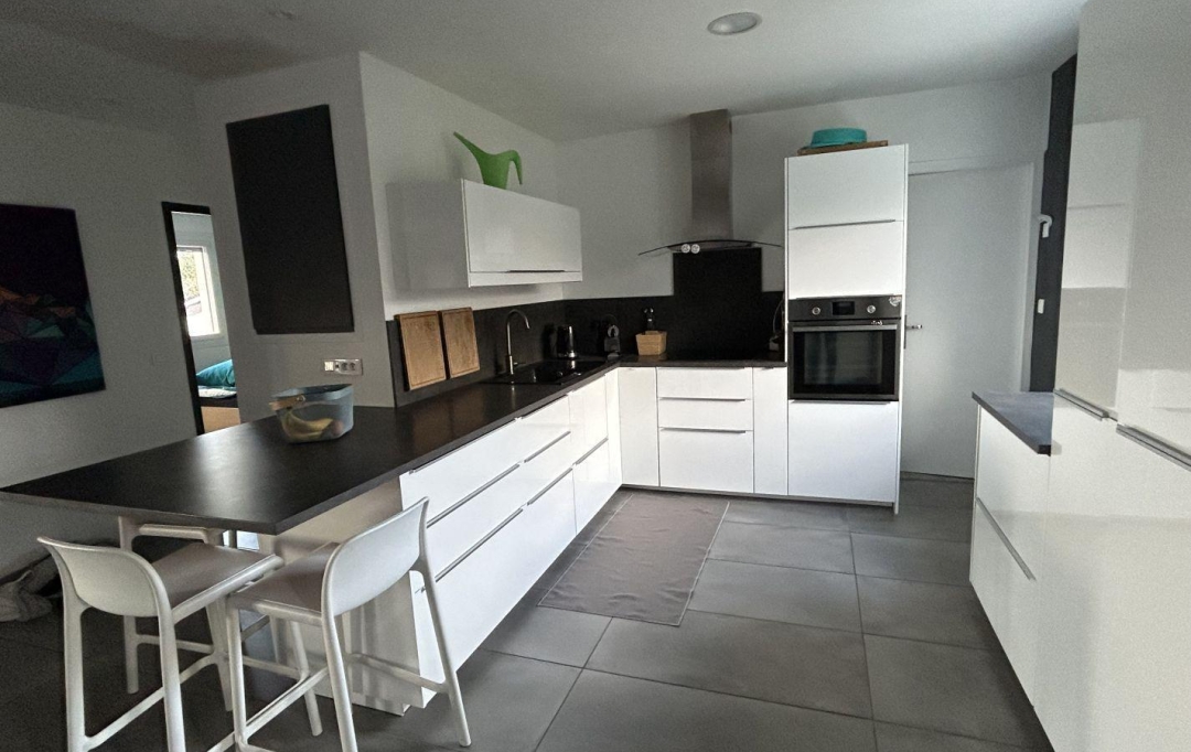 FAMICITY : Maison / Villa | COUTERNON (21560) | 151 m2 | 420 000 € 