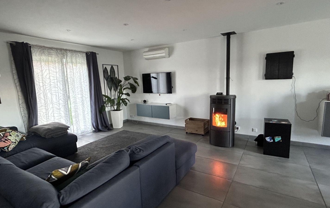 FAMICITY : Maison / Villa | COUTERNON (21560) | 151 m2 | 420 000 € 