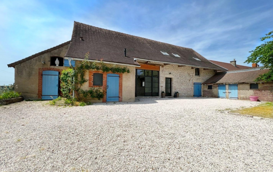 FAMICITY : Maison / Villa | TOURNUS (71700) | 312 m2 | 650 000 € 