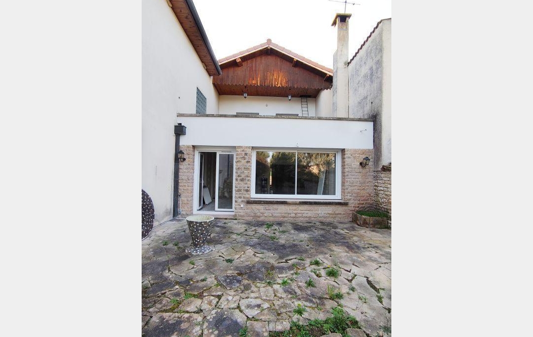 FAMICITY : Maison / Villa | FLEURVILLE (71260) | 130 m2 | 179 000 € 