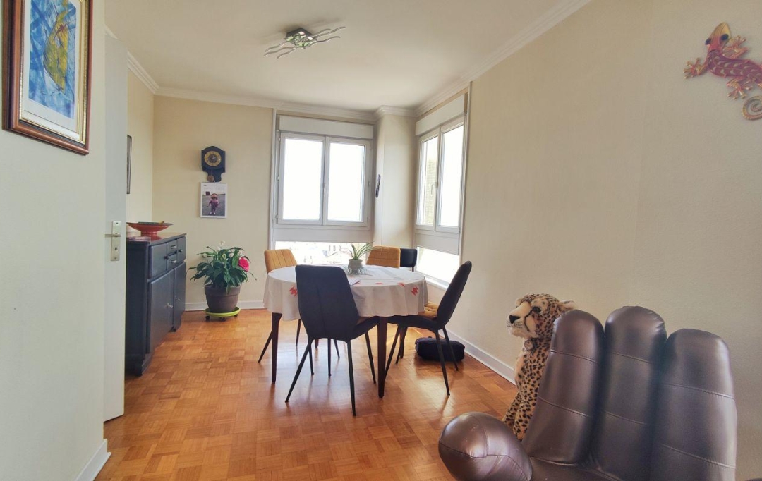 FAMICITY : Appartement | CHALON-SUR-SAONE (71100) | 93 m2 | 190 800 € 