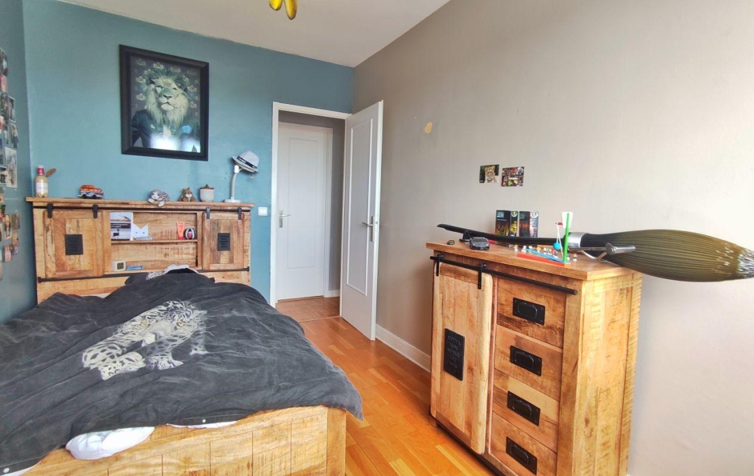FAMICITY : Appartement | CHALON-SUR-SAONE (71100) | 93 m2 | 190 800 € 