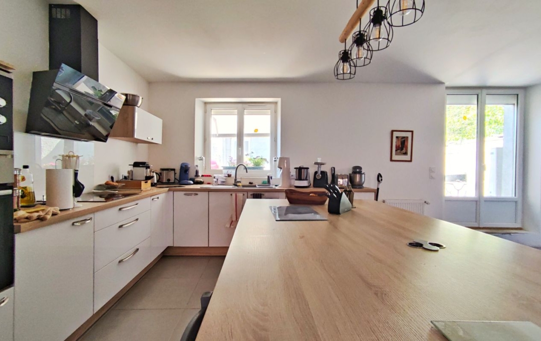 FAMICITY : Maison / Villa | PARIS-L'HOPITAL (71150) | 120 m2 | 204 900 € 