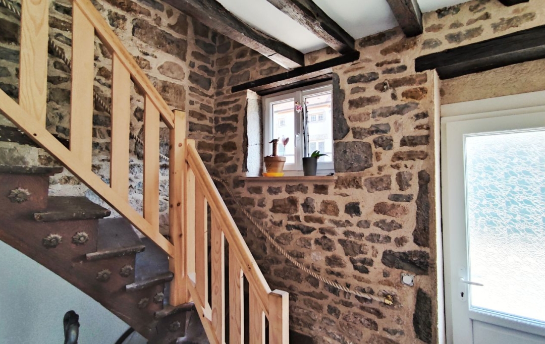 FAMICITY : Maison / Villa | PARIS-L'HOPITAL (71150) | 120 m2 | 204 900 € 