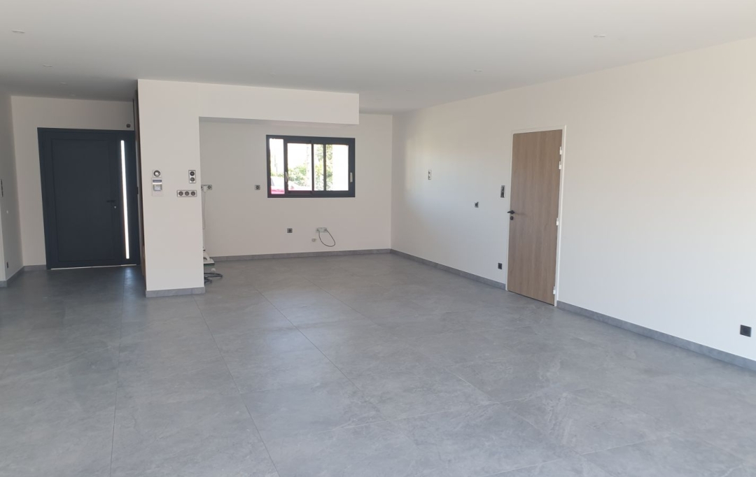 FAMICITY : Maison / Villa | CHATENOY-LE-ROYAL (71880) | 154 m2 | 438 500 € 