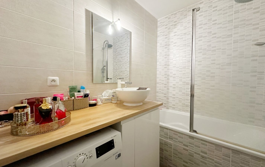 FAMICITY : Appartement | CHALON-SUR-SAONE (71100) | 65 m2 | 81 000 € 